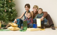 В праздник Рождества хабаровские семьи с детьми-инвалидами получат семейные портреты